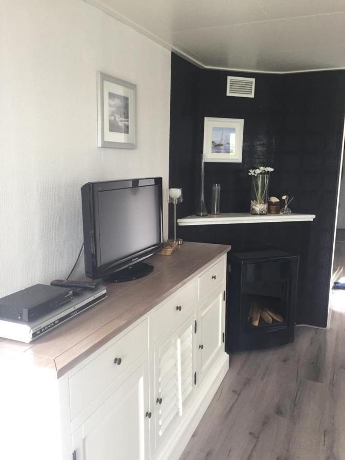 Recreatie Centrum De Hollepoarte 2 Chalets87 Makkum Esterno foto